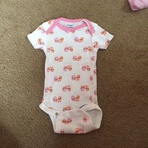 Gerber onsie size 3-6